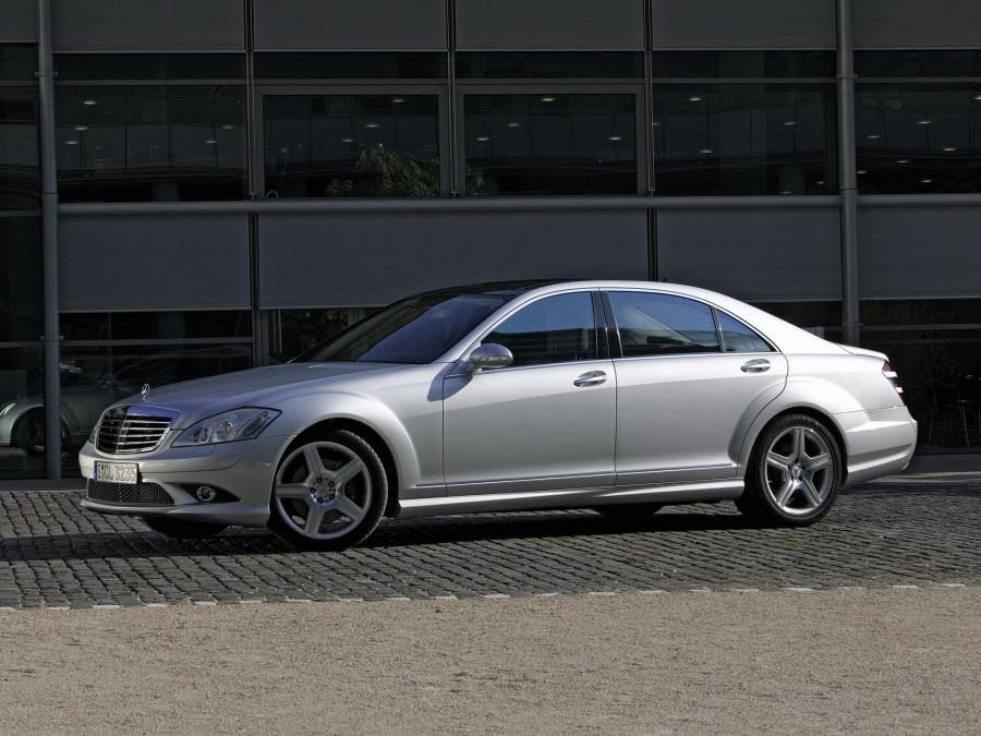  Mercedes-Benz S500 (W221) 2005 года  (фото 25 из 31)